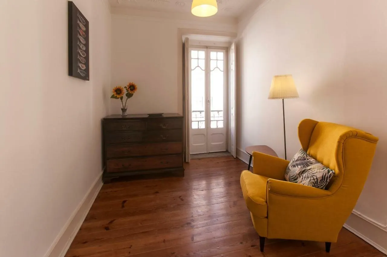 Lisbon City Center Apartment